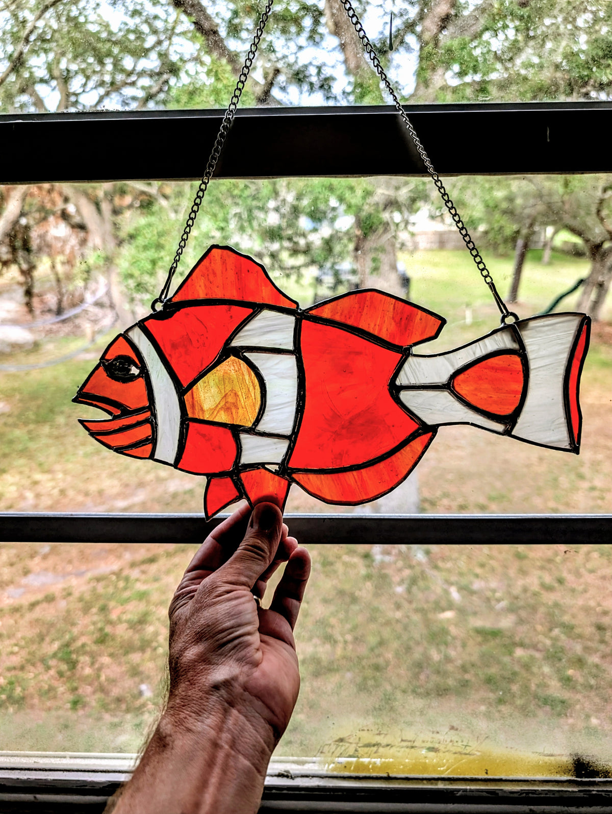 Stained Glass Clownfish (12W x 7H)