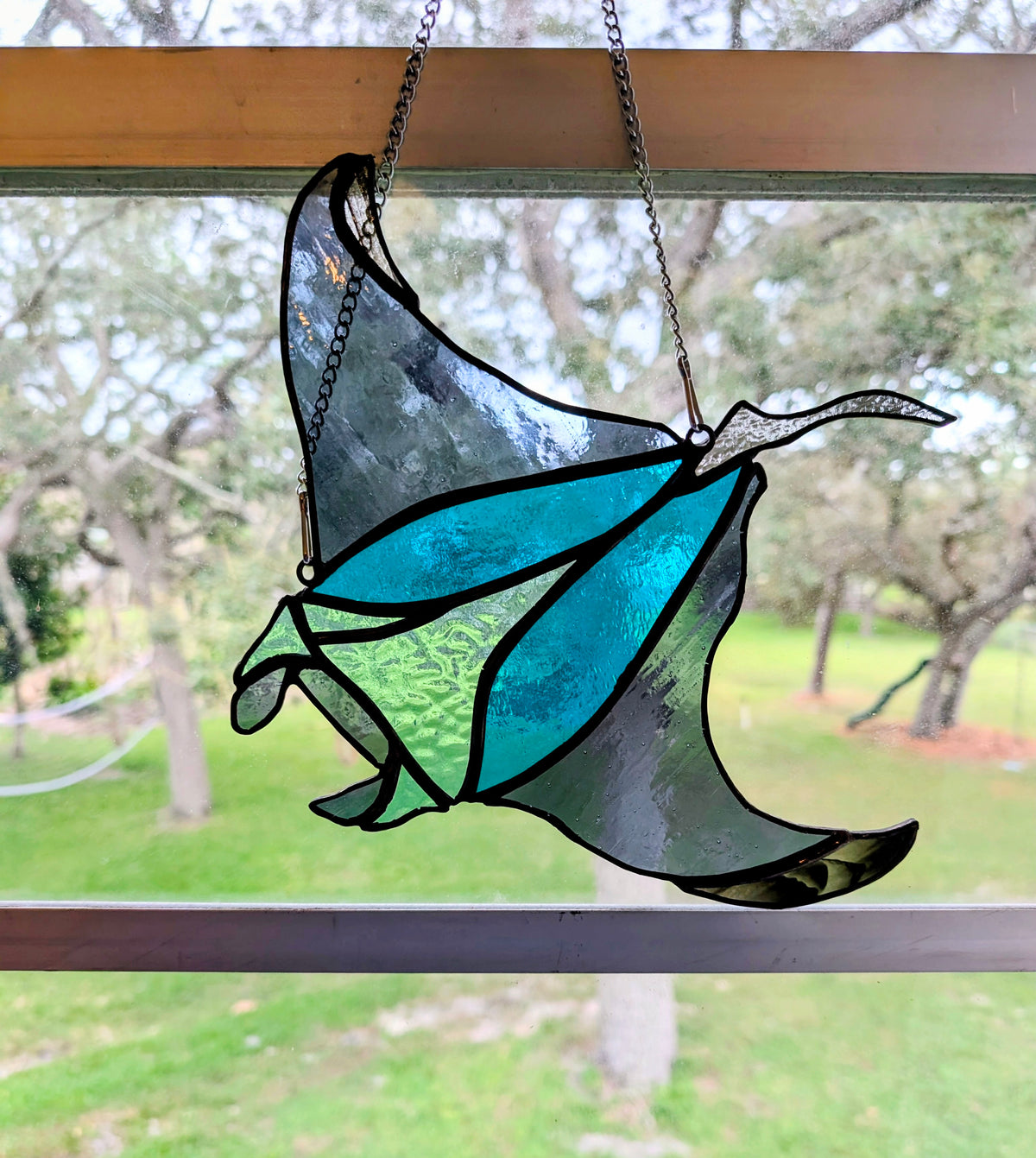 Stained Glass Mantaray (10x9)
