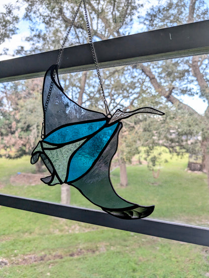 Stained Glass Mantaray (10x9)