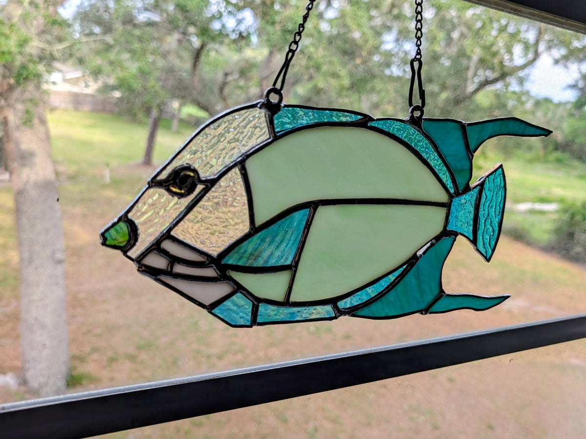 Stained Glass Queen Angel Fish (13W x 6H)