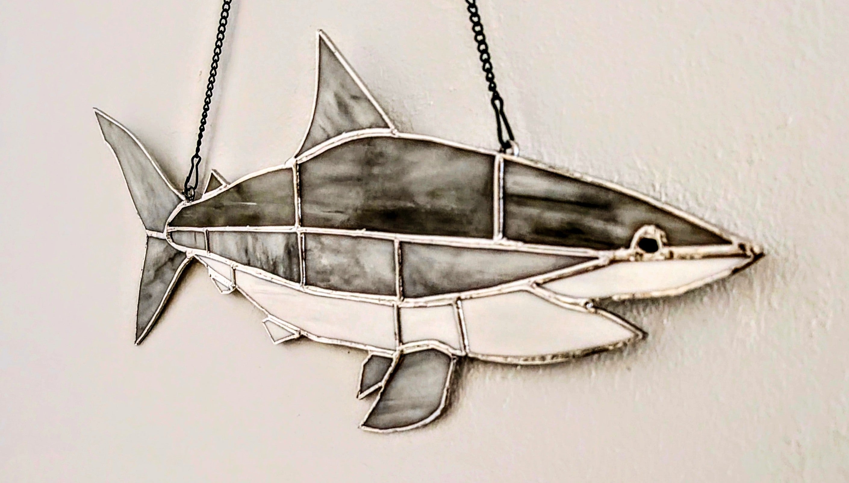 Stained Glass Mako Shark Suncatcher, Saltwater Fishing Gift, Modern Beach House Window Art, Coastal Marine Wildlife Decor Panel (21x7)