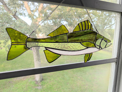 Stained Glass Walleye Fish  (18Wx8H)