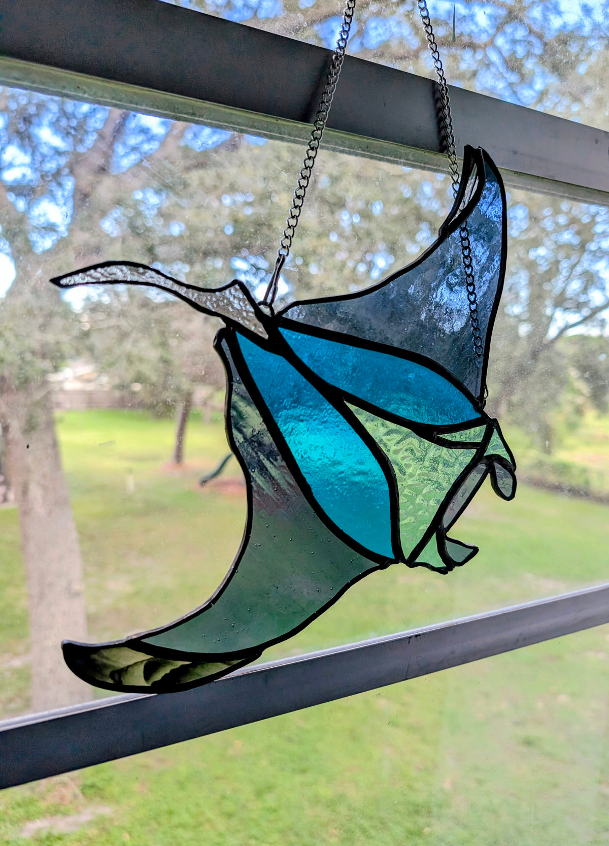 Stained Glass Mantaray (10x9)