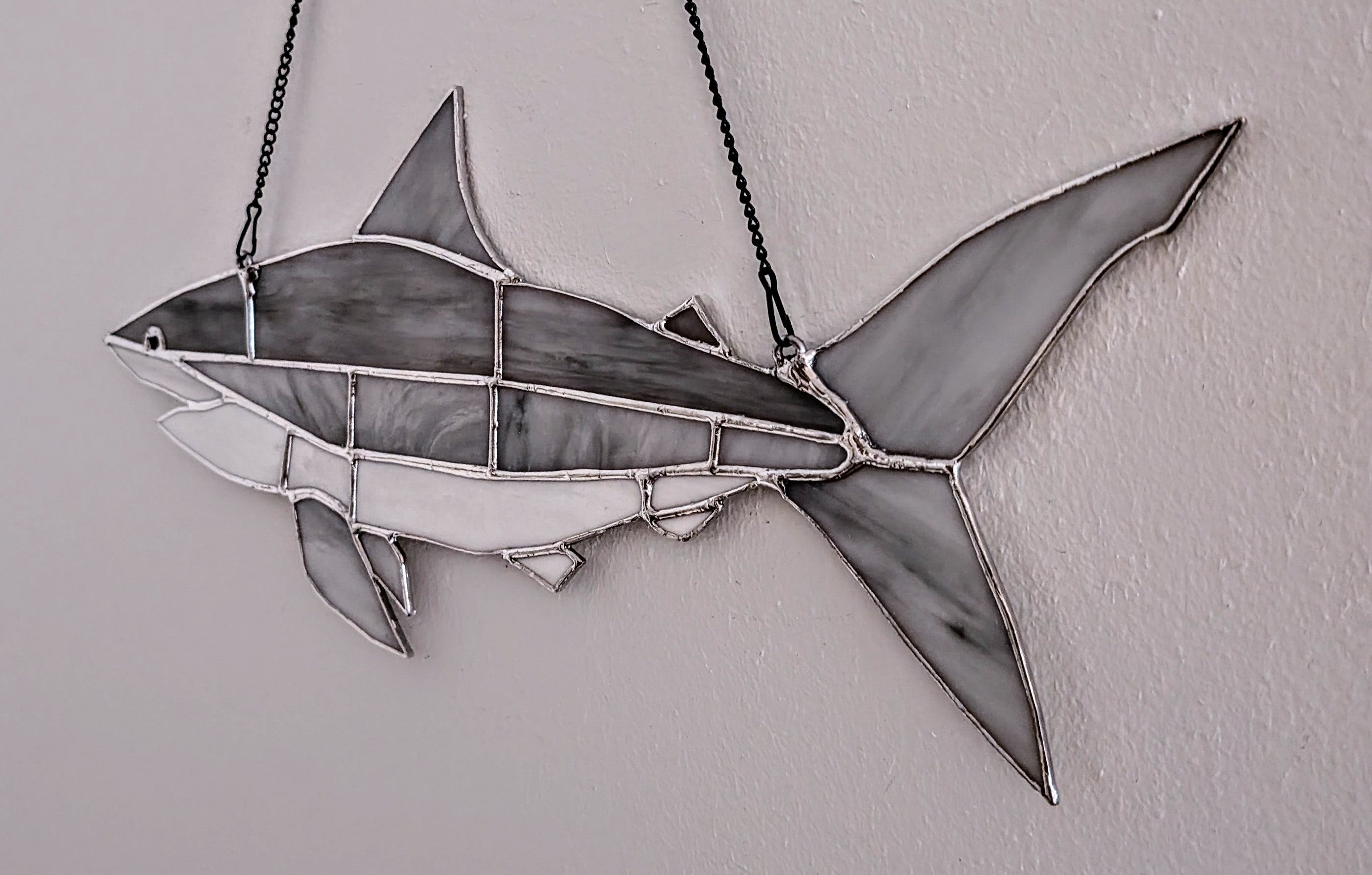 Stained Glass Mako Shark Suncatcher, Saltwater Fishing Gift, Modern Beach House Window Art, Coastal Marine Wildlife Decor Panel (21x7)